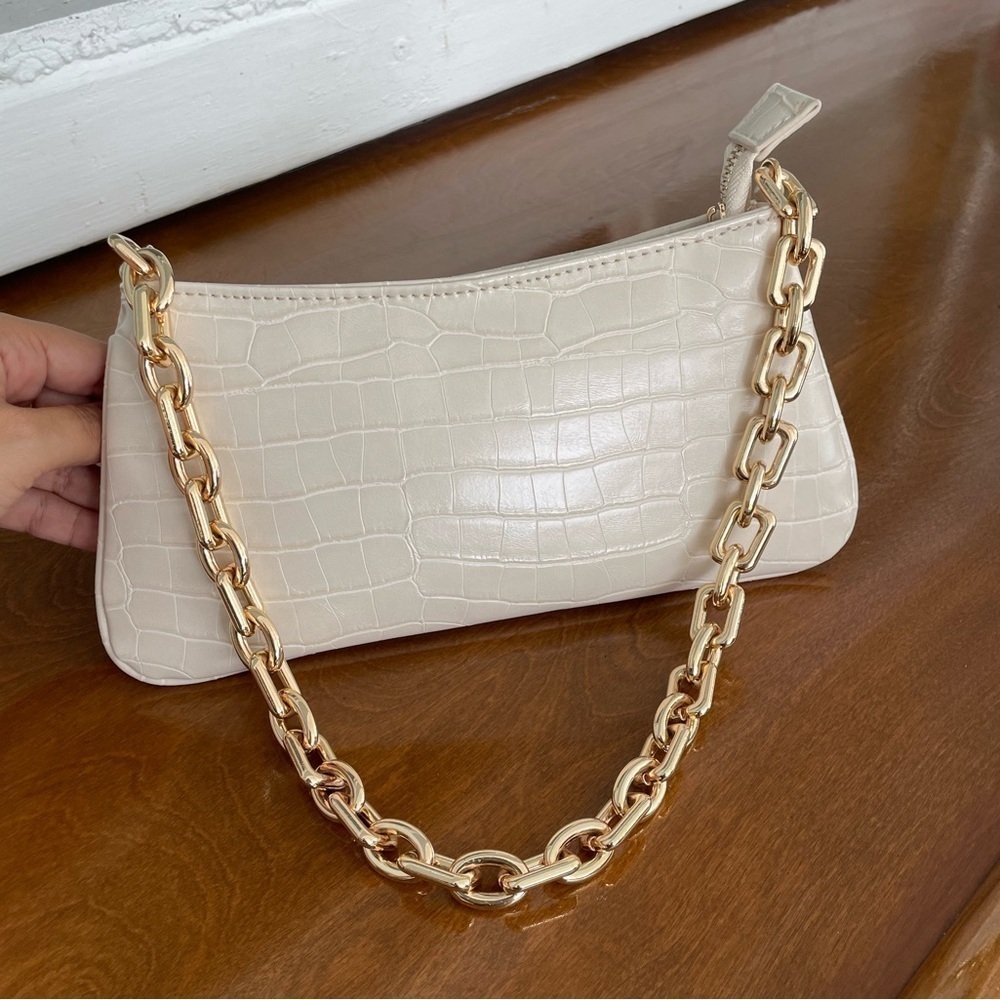 Zara Chain Link Python Embossed Purse - Picture 3 of 10